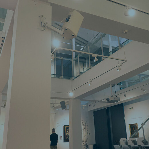 uni-art3_520x520_crop_478b24840a