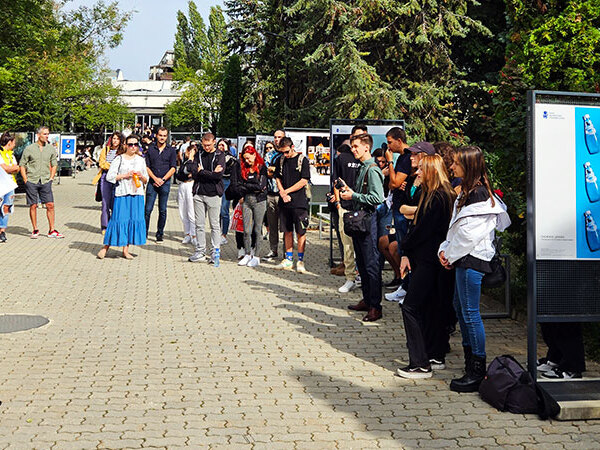 foto-izlojba_600x450_crop_478b24840a